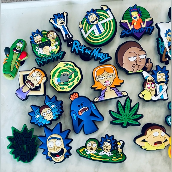 New in Package 32 Piece Rick & Morty Croc Charms - Picture 2 of 4